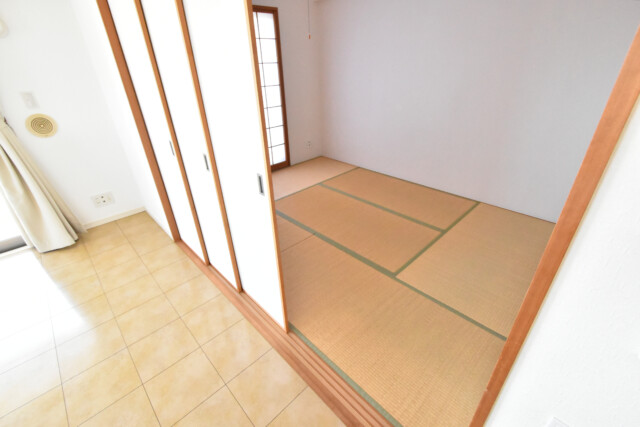 ライフピア豊春 和室