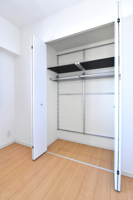 ライフピア豊春 洋室2