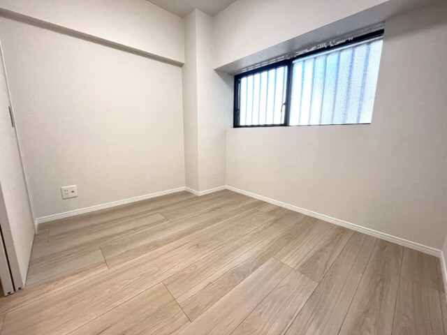 ライオンズマンション護国寺第三 洋室1