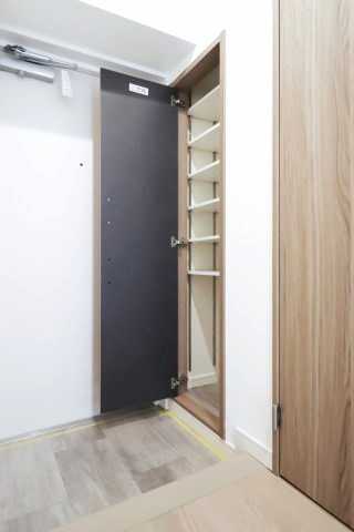 ライオンズマンション護国寺第三 玄関