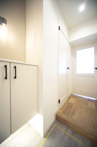 マンション池上 玄関