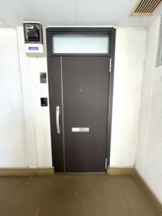 東山コーポラス 玄関廊下