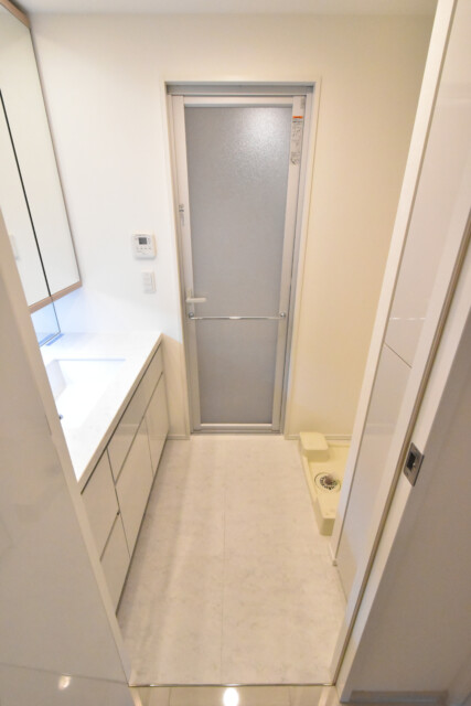 ローレルタワールネ浜松町 洗面室