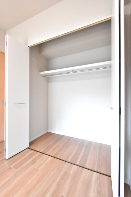 クレストフォルム東京アヴァンセ 洋室約6帖