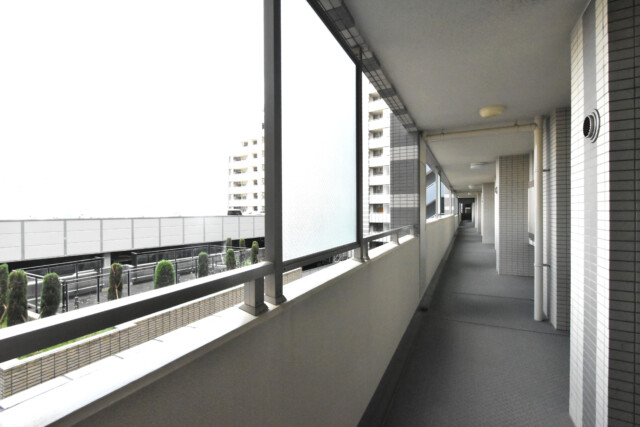 クレストフォルム東京アヴァンセ 玄関