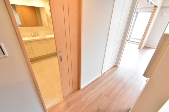 クレストフォルム東京アヴァンセ 洗面室