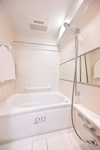 五反田ロイヤルハイツ 浴室