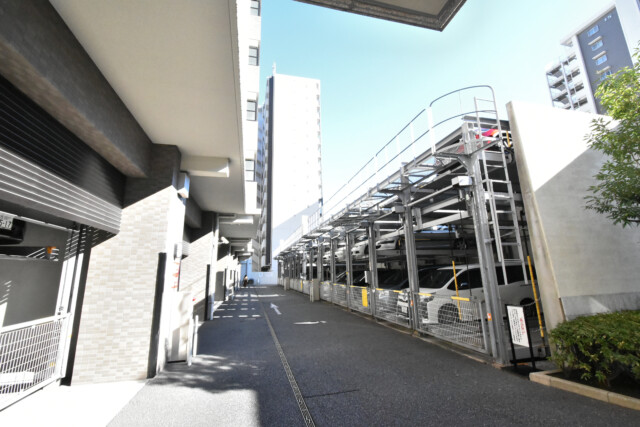 コスモ・ザ・キャナル東京イースト 駐車場