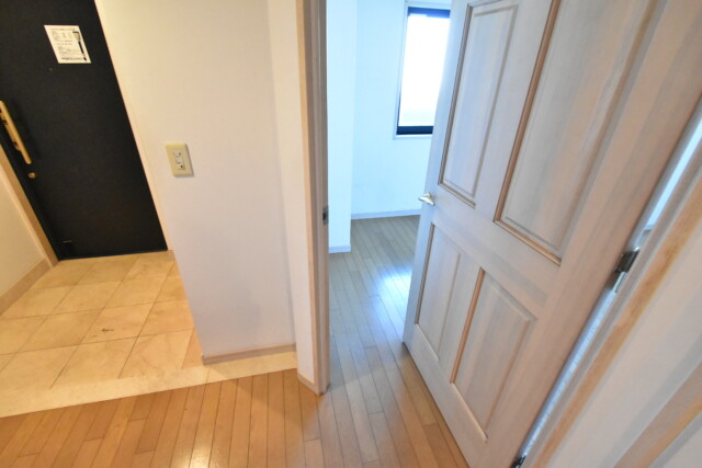 コスモ・ザ・キャナル東京イースト 洋室約6,6帖