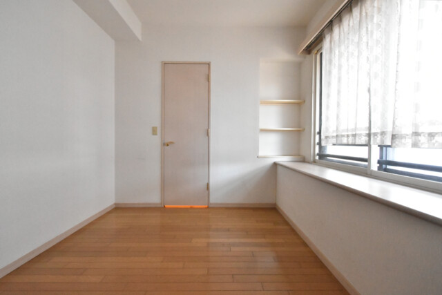 コスモ・ザ・キャナル東京イースト 洋室約6,4帖