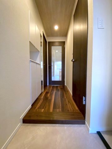 ライオンズマンション大森 玄関