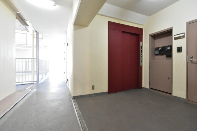 大宮吉敷町スカイハイツ 玄関・廊下