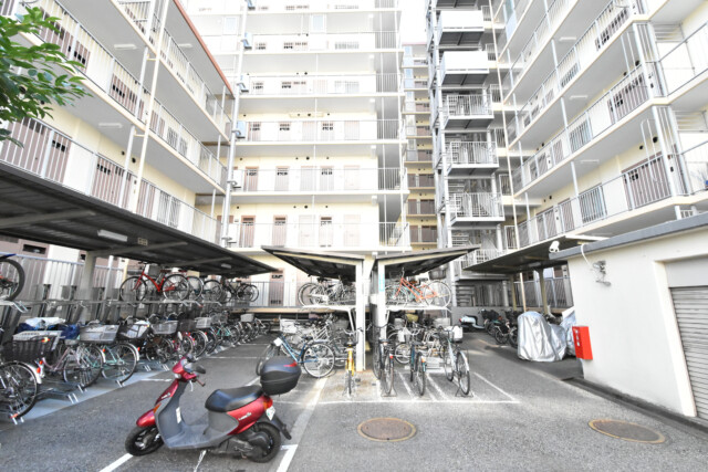 大宮吉敷町スカイハイツ 駐輪場