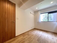 藤和島津山コープ 洋室2