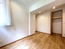 藤和島津山コープ 洋室2