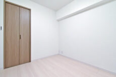 ヴァン・ヴェール新宿 洋室2