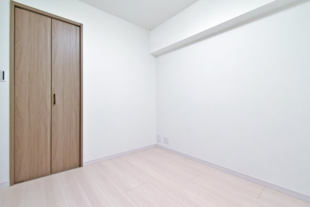 ヴァン・ヴェール新宿 洋室2