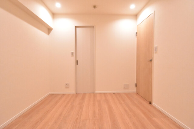 ライオンズマンション乃木坂 サービスルーム1