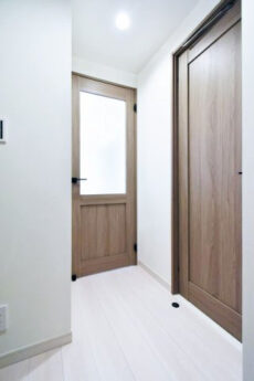 ヴァン・ヴェール新宿 玄関廊下