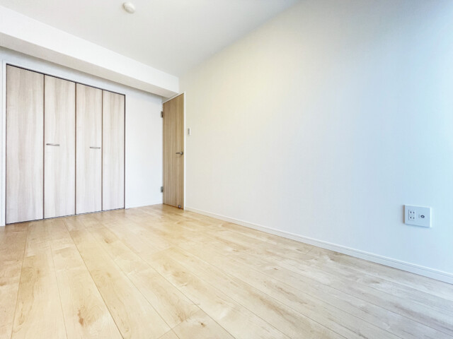 松見坂武蔵野マンション 洋室2