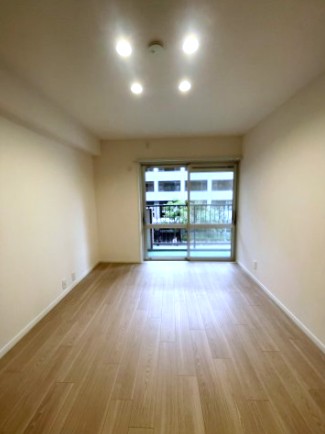 グランドパレス田町 洋室2