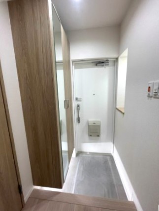 グランドパレス田町 玄関