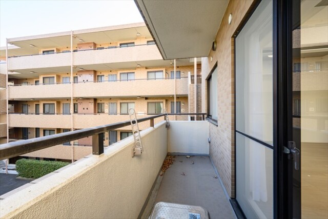 インペリアル中野南フラット バルコニー