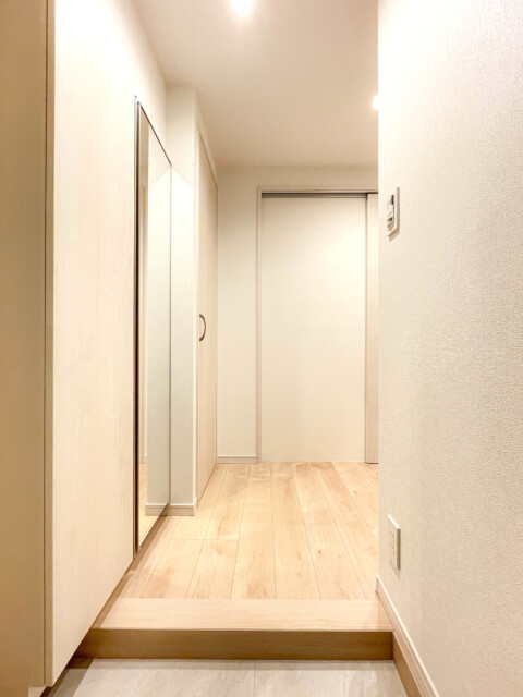 メガロン大井町 玄関廊下