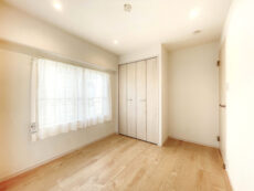 メガロン大井町 洋室