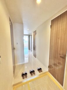 ベイクレストタワー 玄関