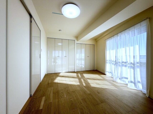 柿の木坂パレス 洋室1