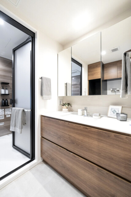 パークタワーグランスカイ 洗面室