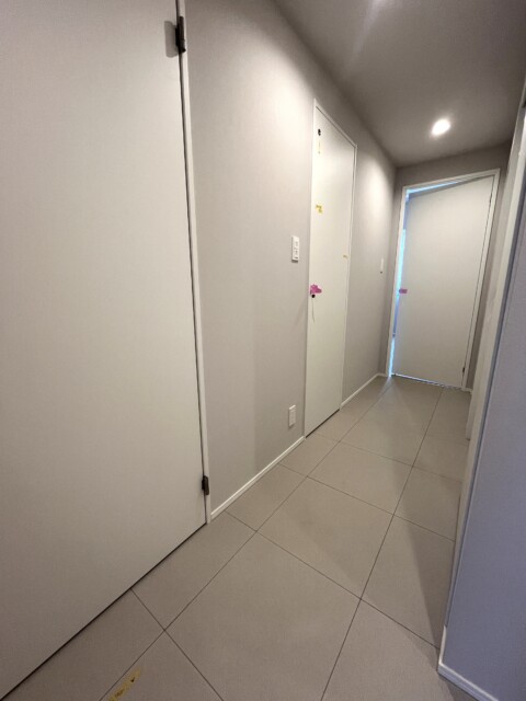 グローリオ駒沢大学 玄関廊下