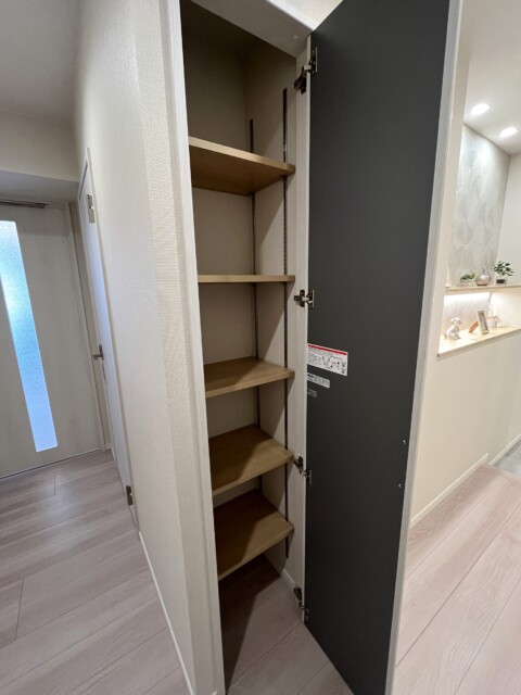 ハイラーク五反田 玄関廊下