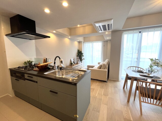 グローリオ駒沢大学 LDK