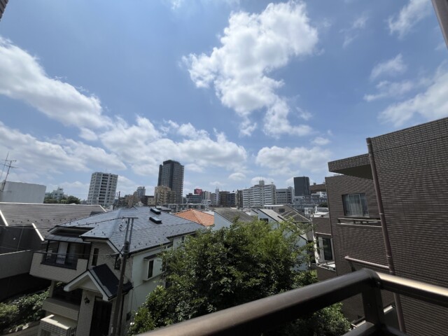 グローリオ駒沢大学 バルコニー