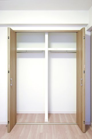 三井音羽ハイツ 洋室1