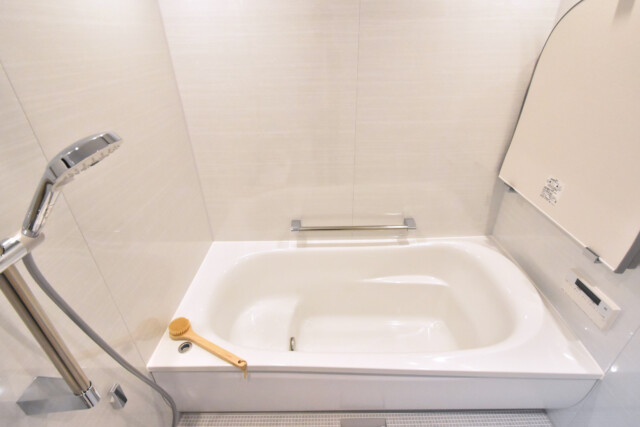 パーク・ハイム新町三丁目 浴室