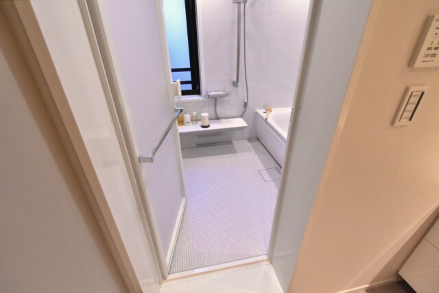 パーク・ハイム新町三丁目 浴室