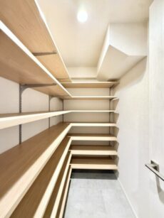 メゾンドール代々木 シューズインクローゼット