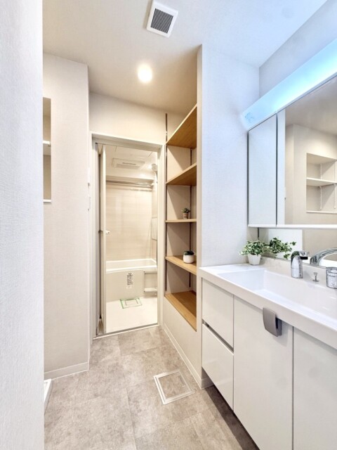 メゾンドール代々木 洗面室