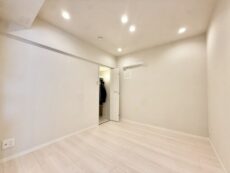 メゾンドール代々木 洋室2