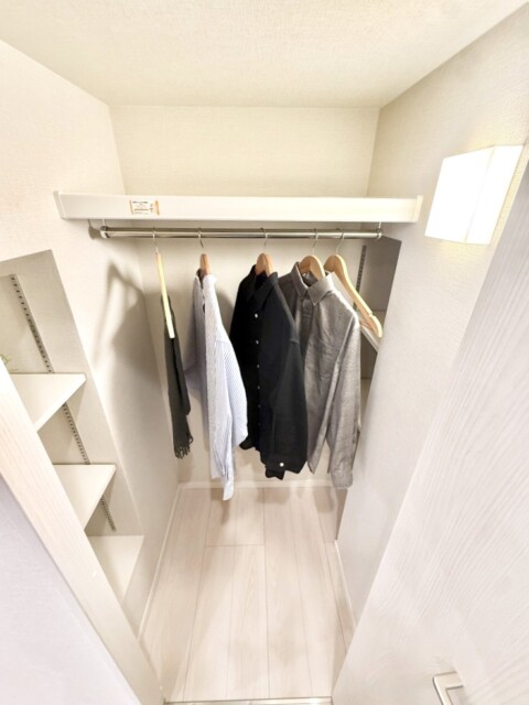 メゾンドール代々木 洋室2