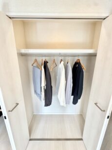 メゾンドール代々木 洋室1