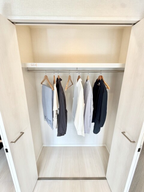 メゾンドール代々木 洋室1