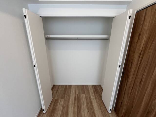 キャッスルマンション麻布 洋室1