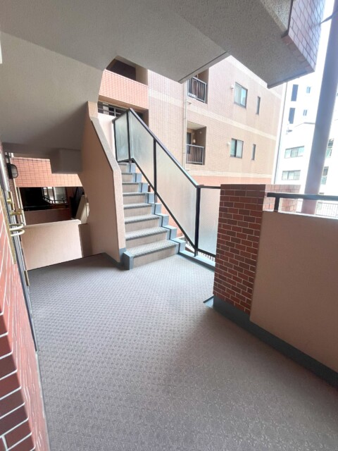 デ・リード日本橋箱崎 玄関廊下