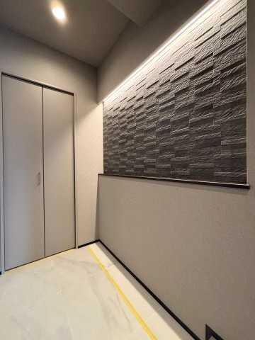 パロス白金 玄関