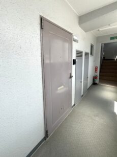 モナーク三軒茶屋 玄関廊下