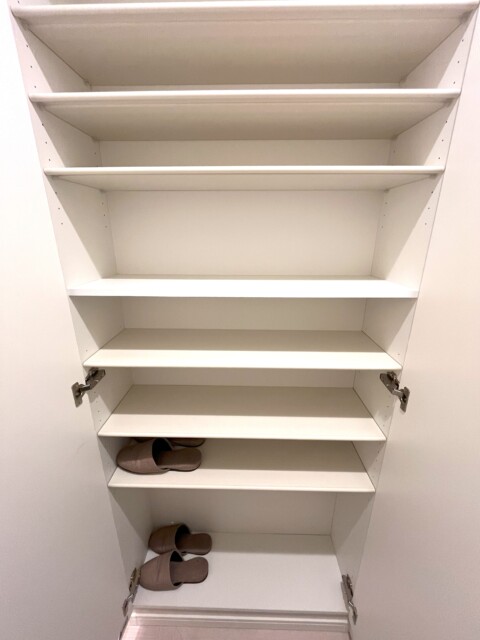 入谷アムフラット 玄関廊下